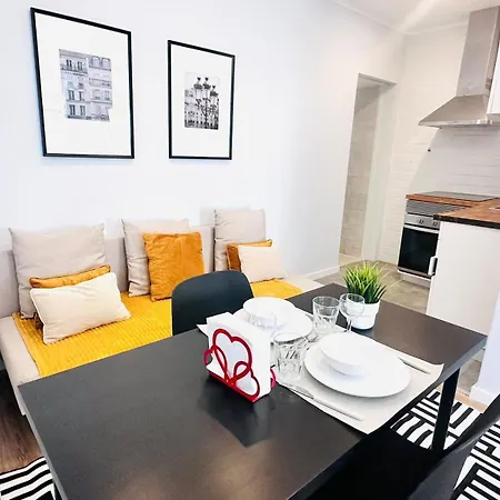 Apartment Orange House - Modern Two-bedroom Rc D Lisbon