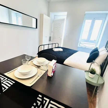Orange House - Modern Two-bedroom Rc D Apartment Lisbon
