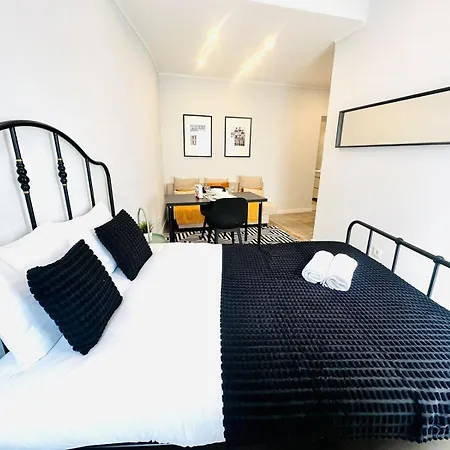 Orange House - Modern Two-bedroom Rc D Lisbon