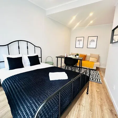 Orange House - Modern Two-bedroom Rc D Apartment *