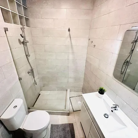Orange House - Modern Two-bedroom Rc D Lisbon