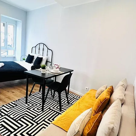 Orange House - Modern Two-bedroom Rc D Apartment