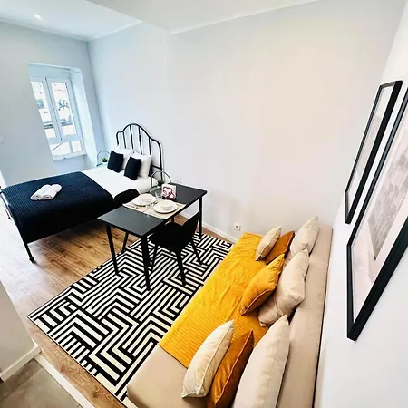 Orange House - Modern Two-bedroom Rc D Apartment
