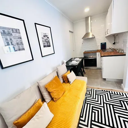 Orange House - Modern Two-bedroom Rc D Apartment *